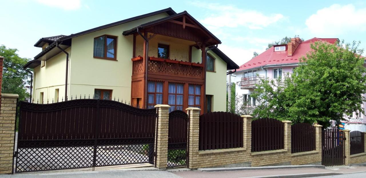 Гостьовий Будинок "Natali" Truskavec' Esterno foto